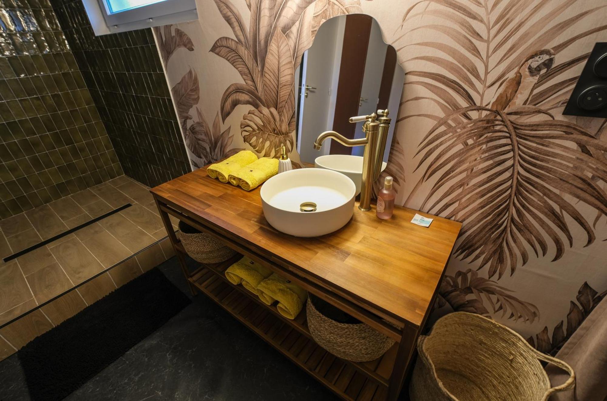 לה גאסיאי Maison Eliste - Love Gite Chic Avec Jacuzzi Interieur מראה חיצוני תמונה